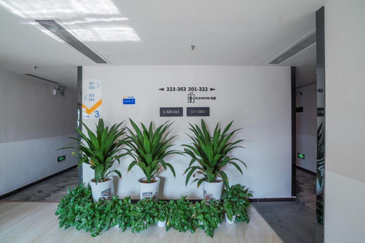 Felice Hotel-Guangzhou Baiyun International Airport Renhe Metro Station Branch Canton Extérieur photo