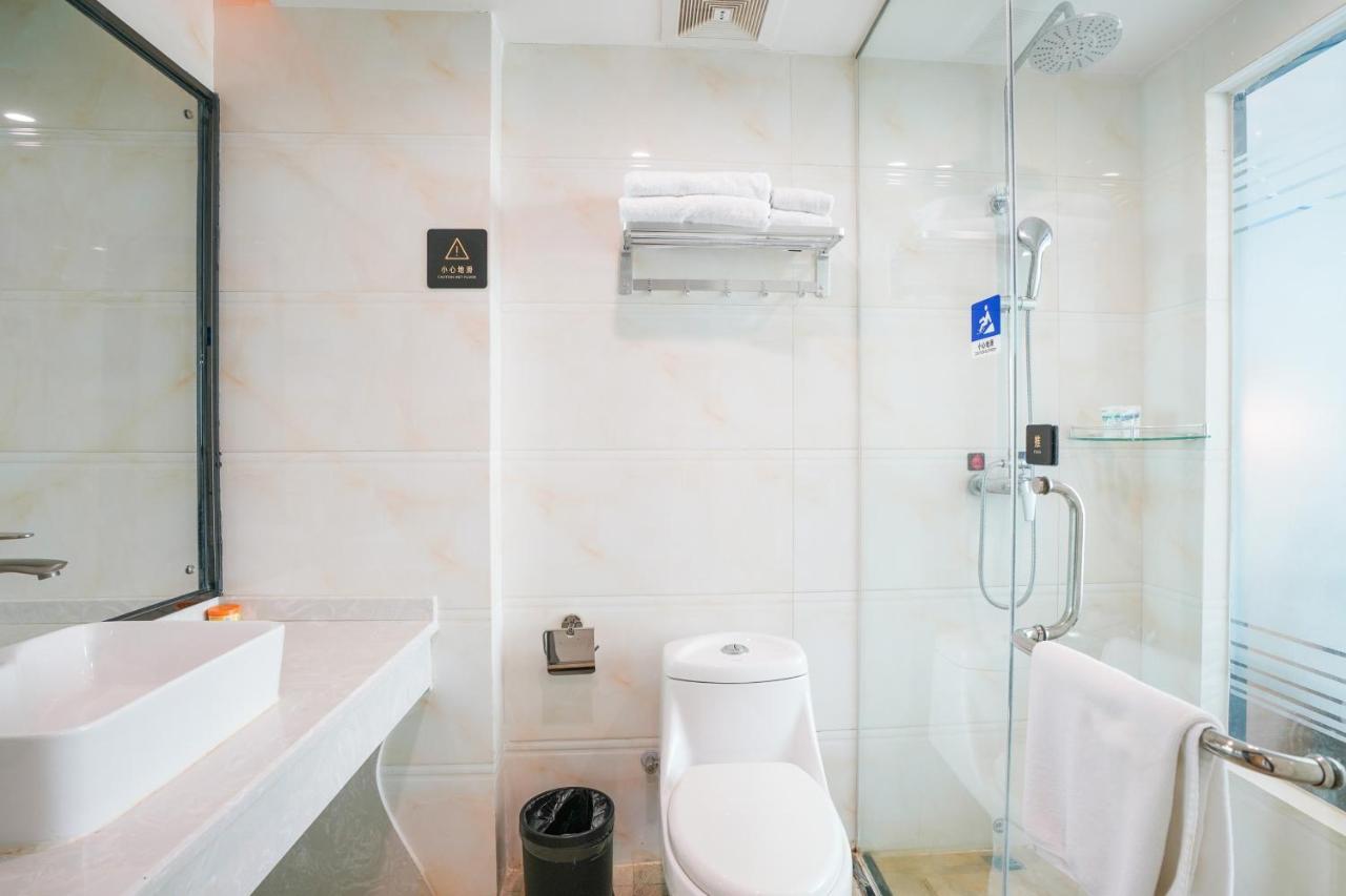 Felice Hotel-Guangzhou Baiyun International Airport Renhe Metro Station Branch Canton Extérieur photo
