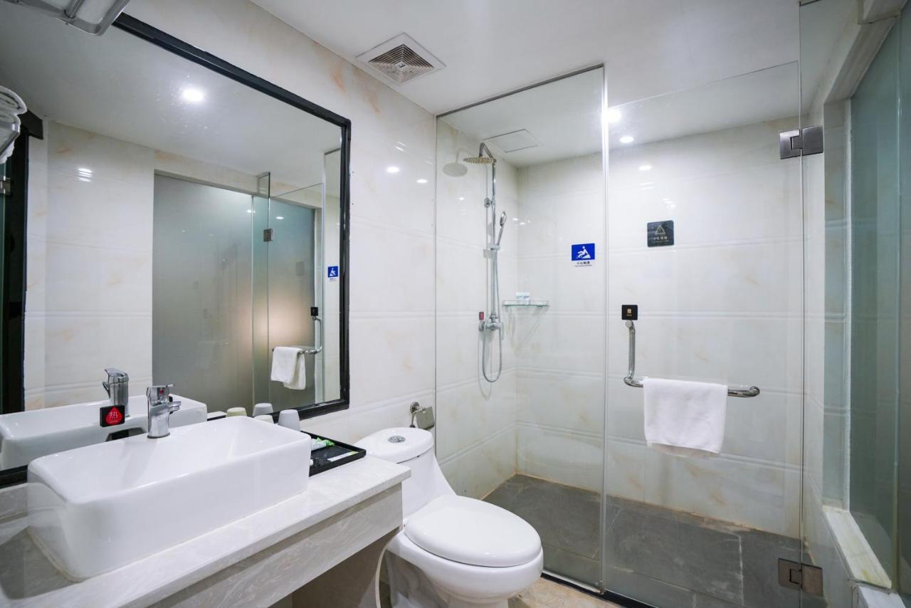 Felice Hotel-Guangzhou Baiyun International Airport Renhe Metro Station Branch Canton Extérieur photo