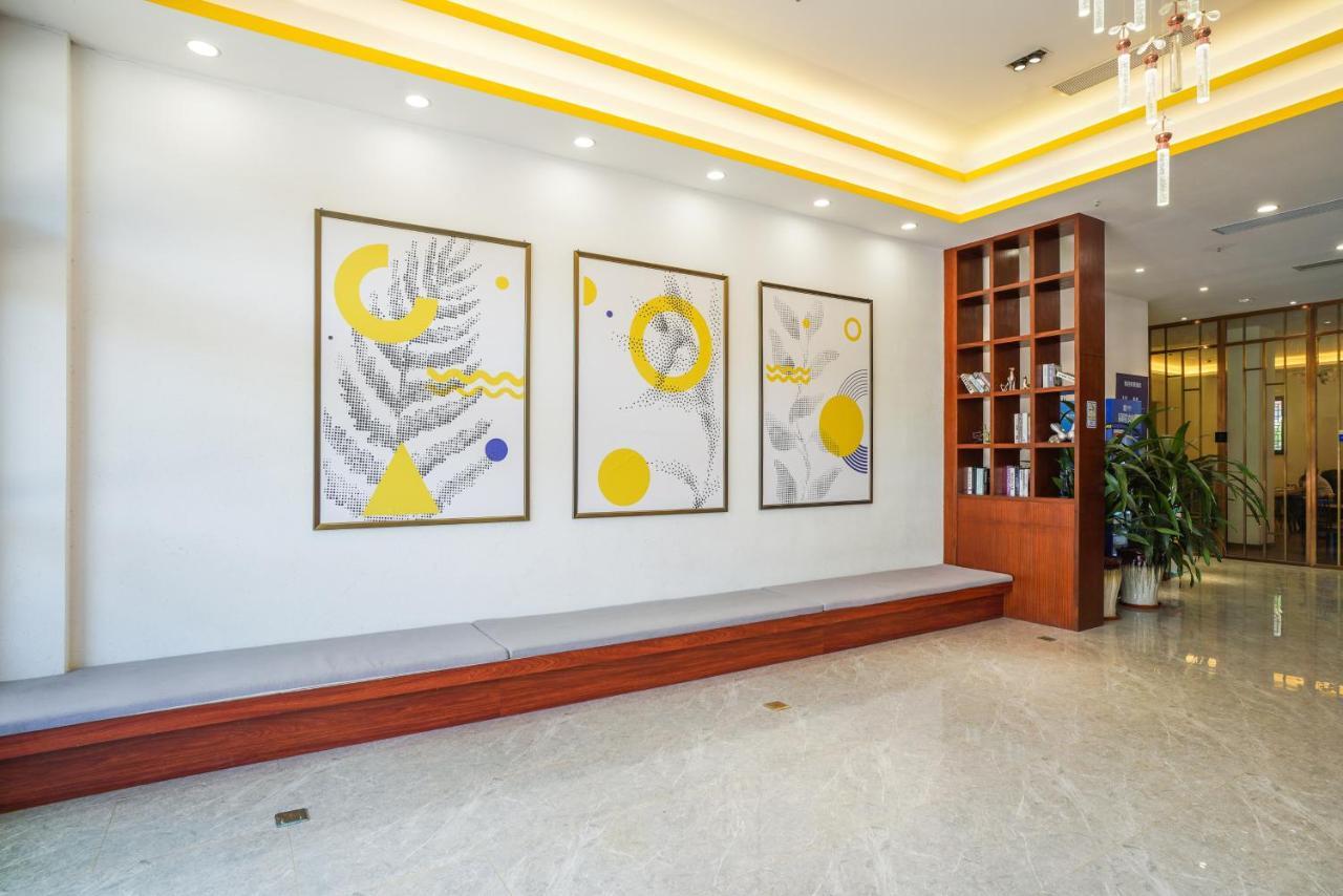 Felice Hotel-Guangzhou Baiyun International Airport Renhe Metro Station Branch Canton Extérieur photo